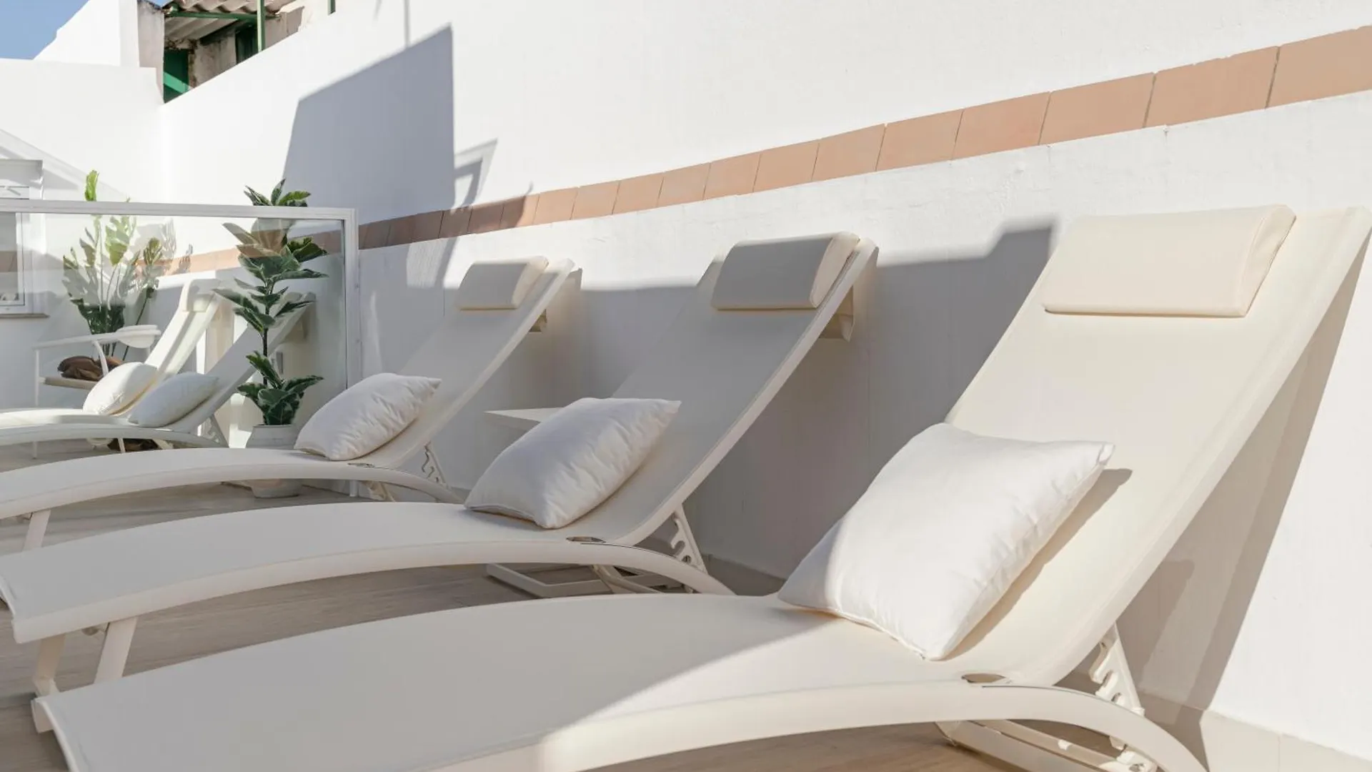 Isg Apartments Faustino 45 إشبيلية 0*,