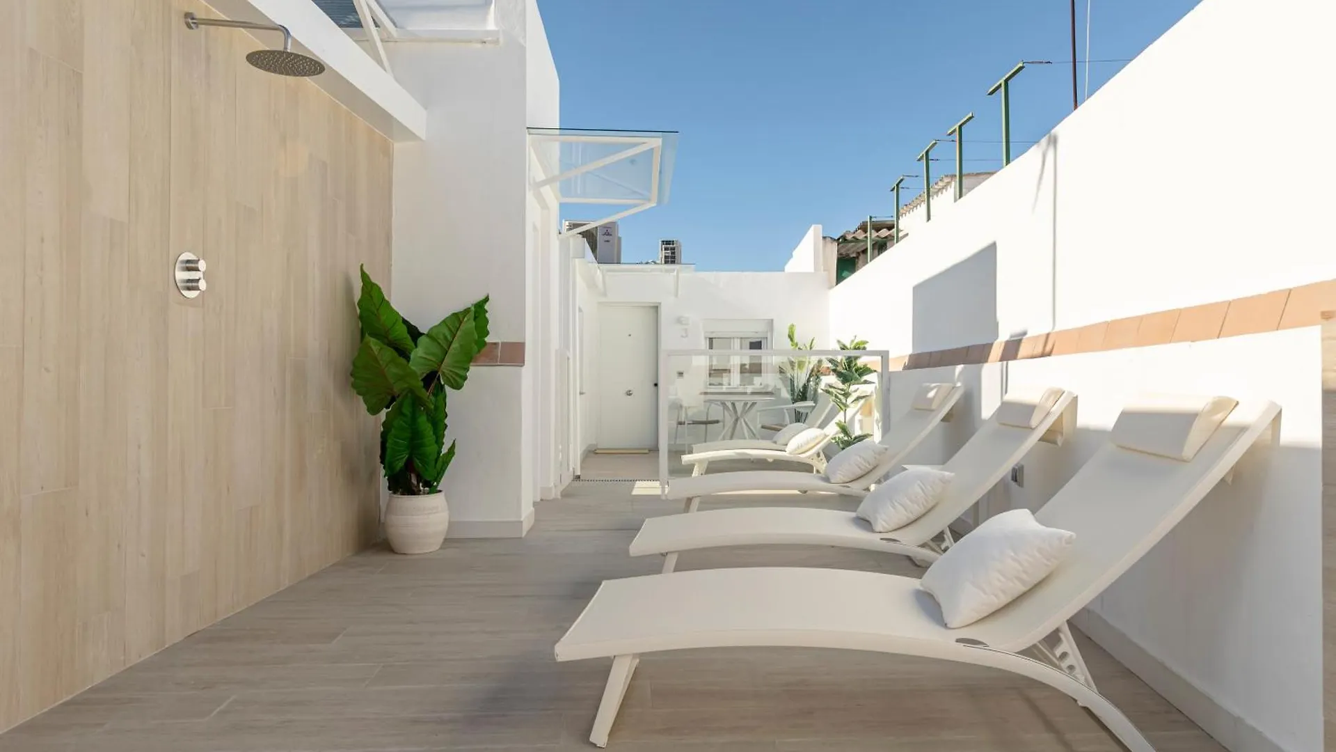 Isg Apartments Faustino 45 إشبيلية