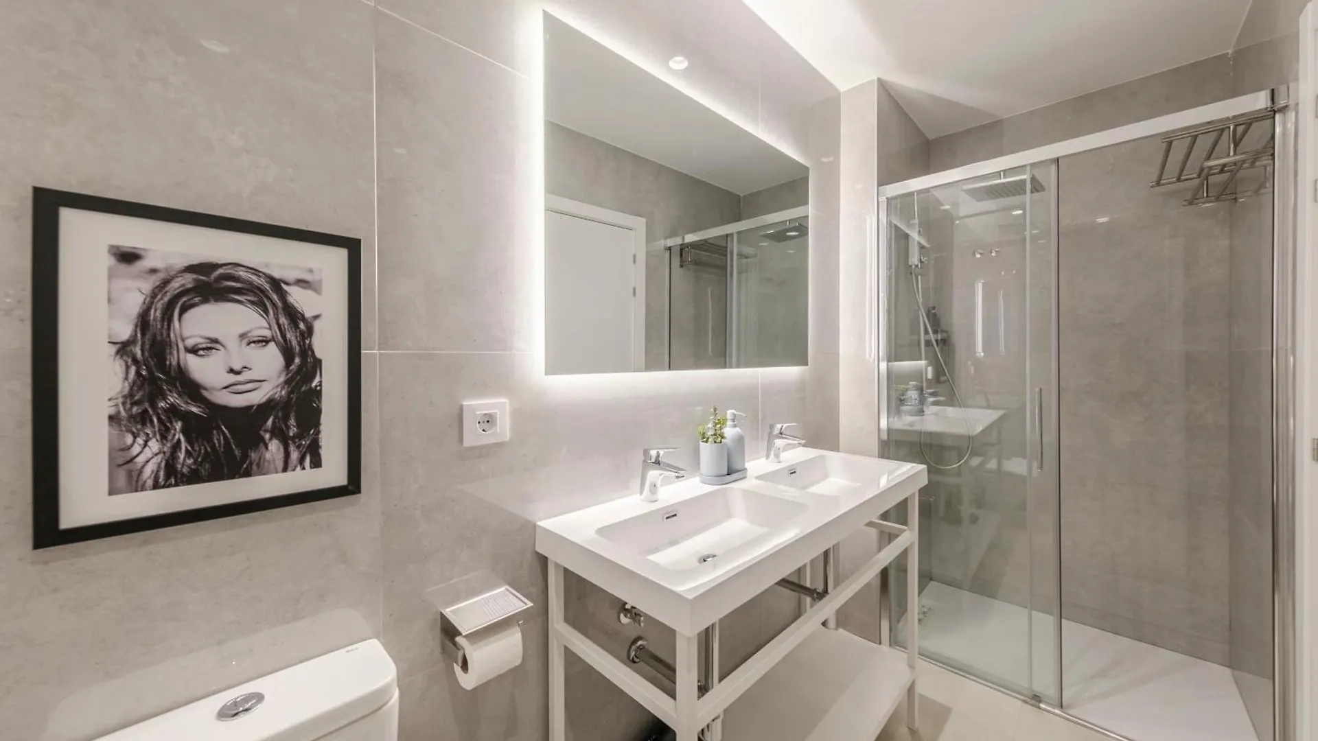 Isg Apartments Faustino 45 إشبيلية إسبانيا