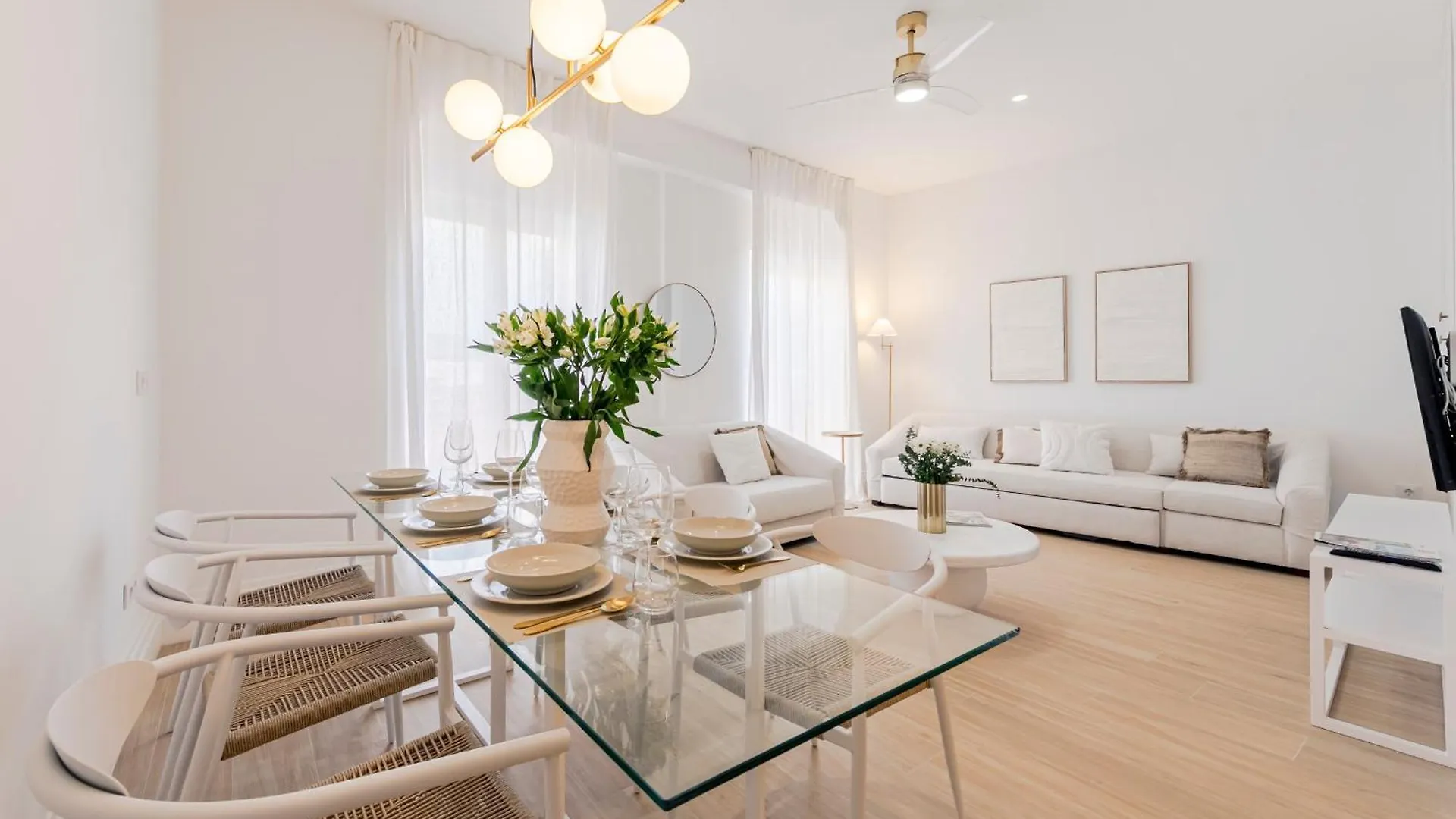 Isg Apartments Faustino 45 إشبيلية