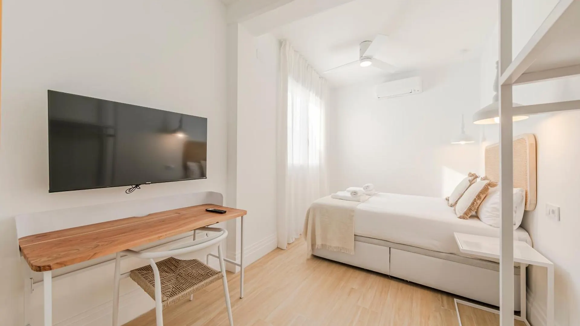 Isg Apartments Faustino 45 إشبيلية