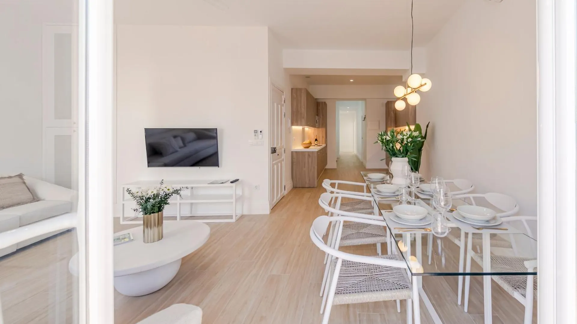Isg Apartments Faustino 45 إشبيلية