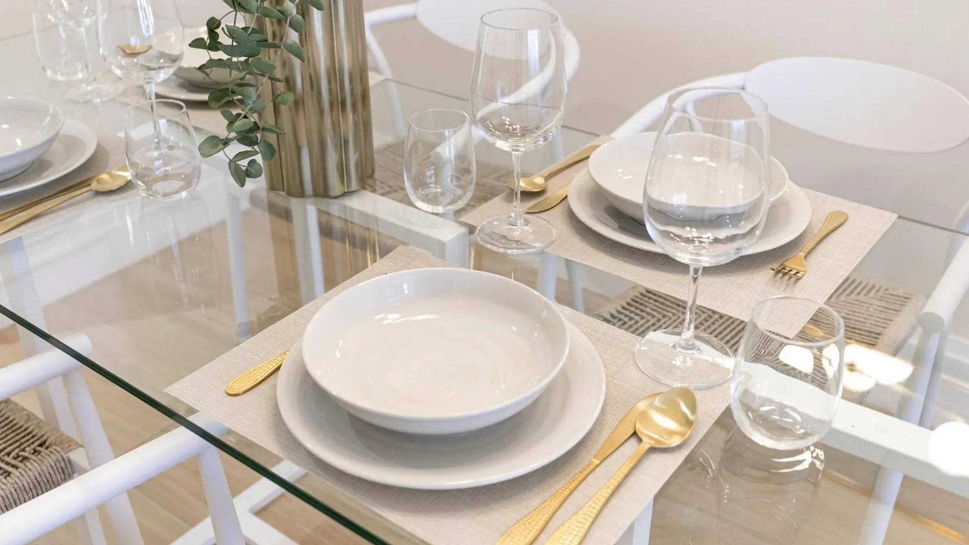 Isg Apartments Faustino 45 إشبيلية