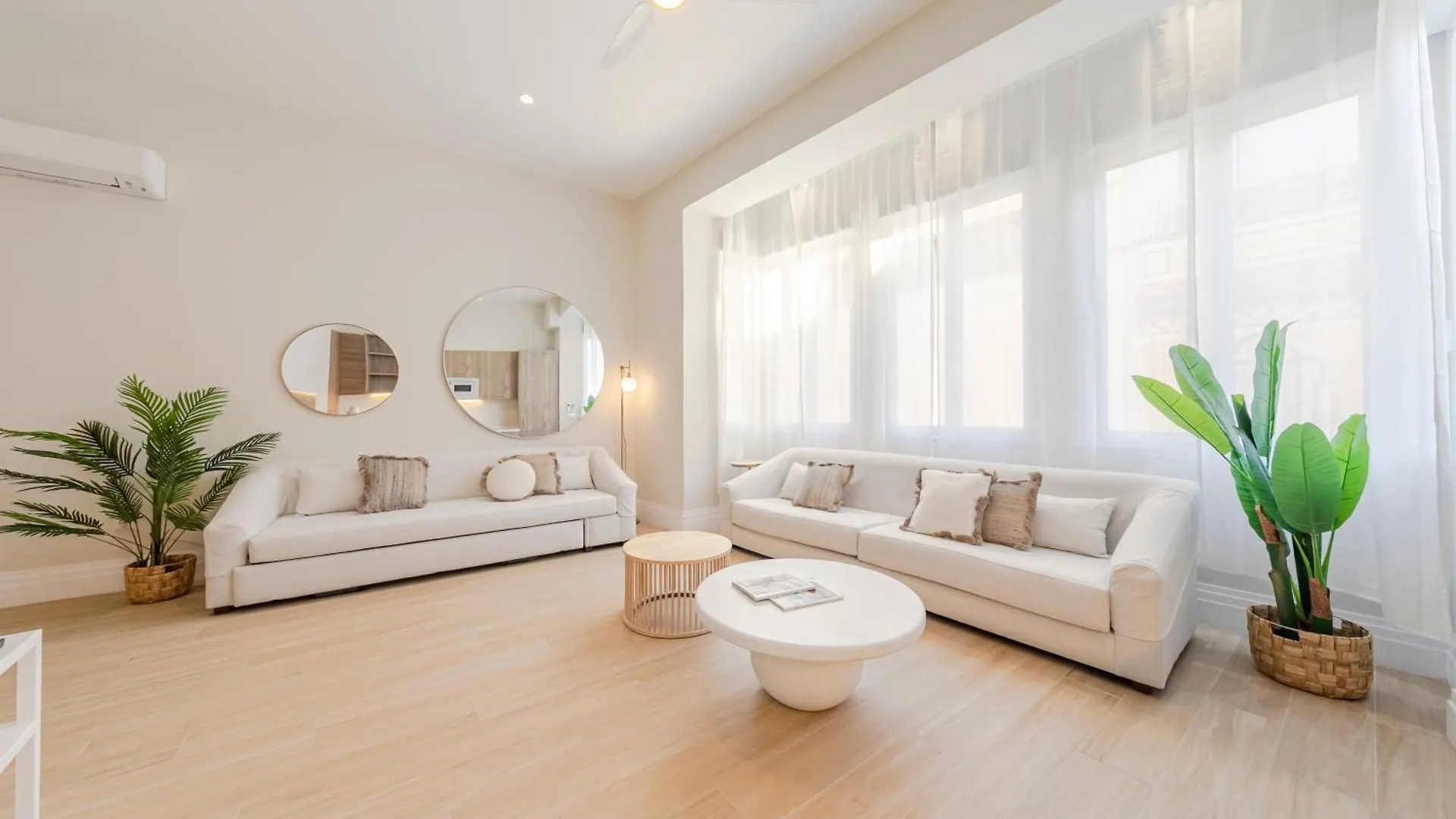 Isg Apartments Faustino 45 Siviglia