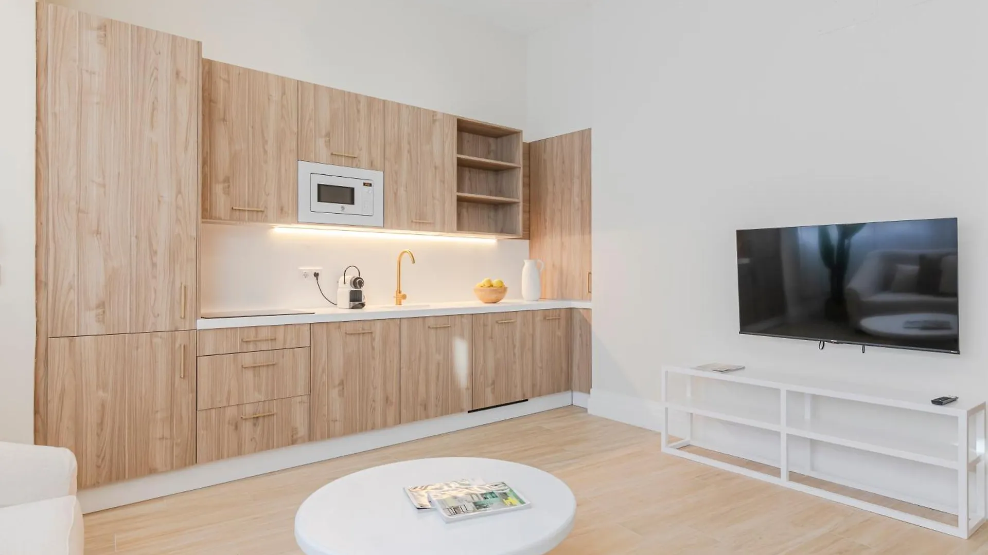 Isg Apartments Faustino 45 إشبيلية