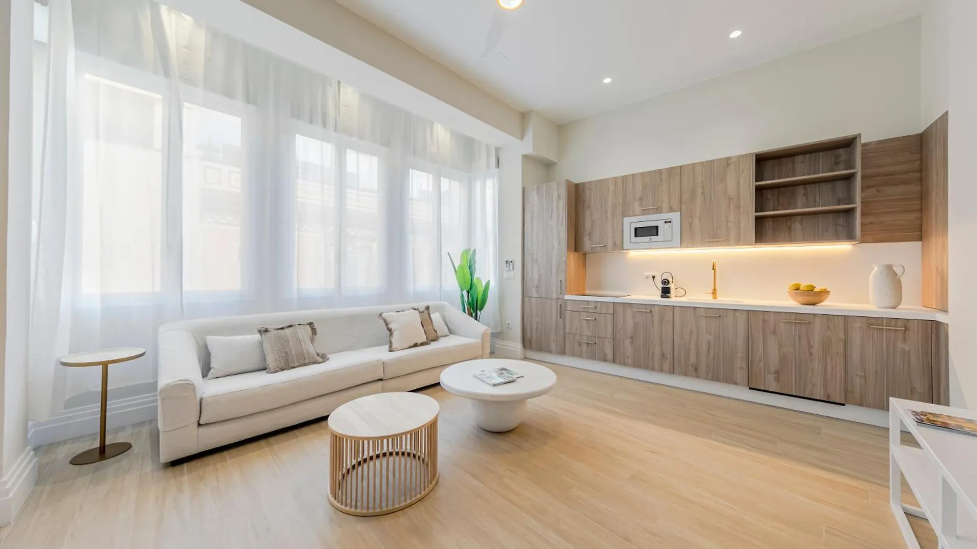 Isg Apartments Faustino 45 إشبيلية 0*,  إسبانيا