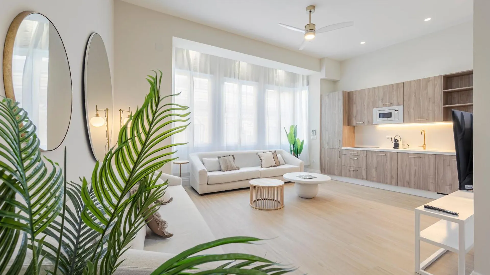 Isg Apartments Faustino 45 إشبيلية