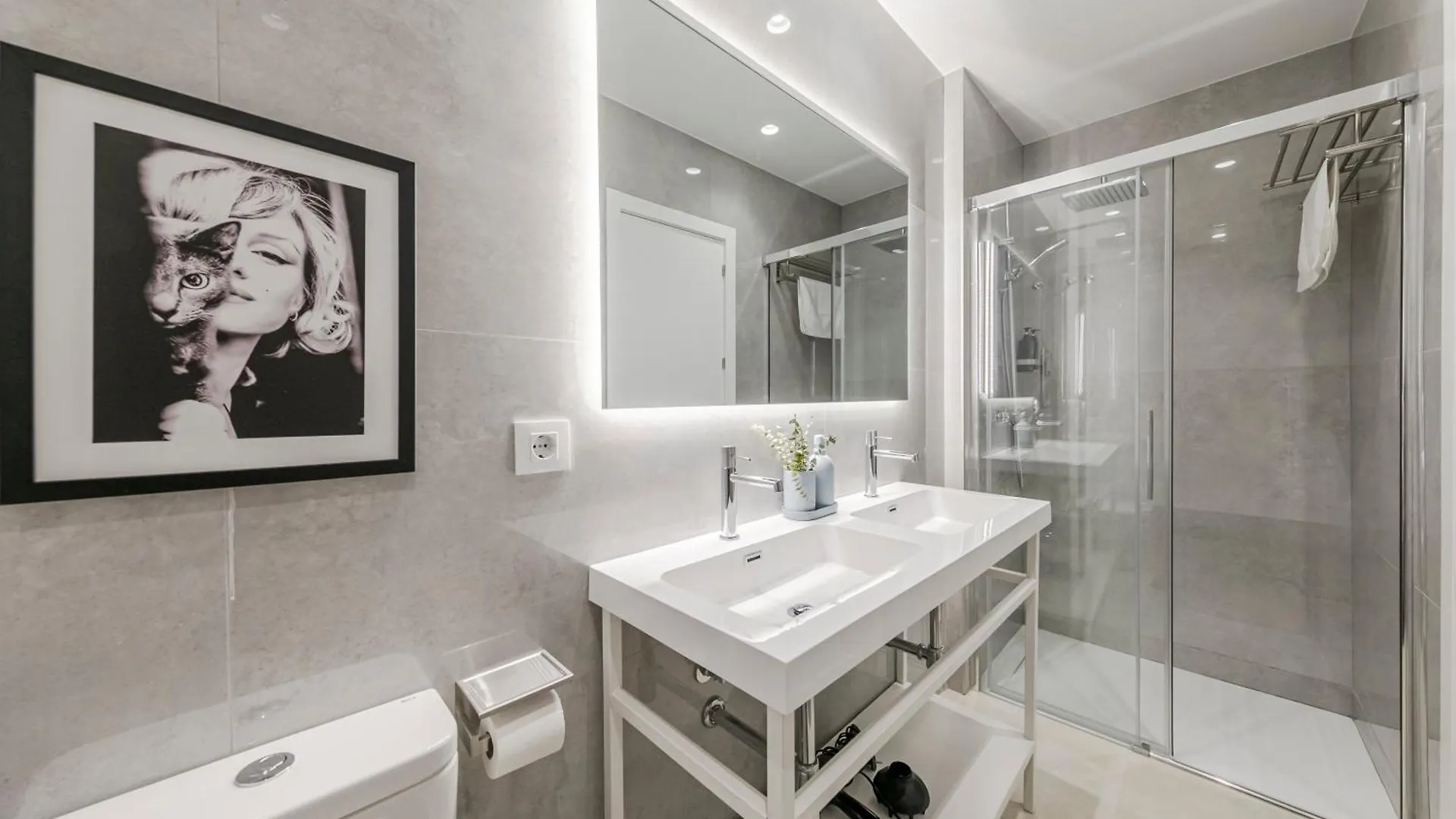 Isg Apartments Faustino 45 Seville